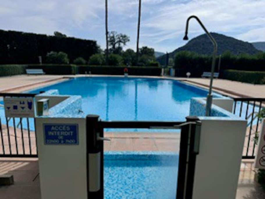 Studio 2Pers Piscine 10Min Plage 망들리유 라 나플 외부 사진
