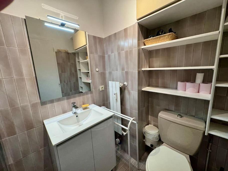 Studio 2Pers Piscine 10Min Plage 망들리유 라 나플 외부 사진